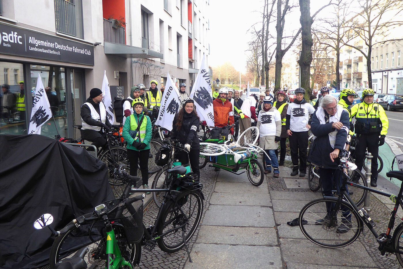 Beginn der VisionZero-Demo am ADFC Velokiez für getöteten Radfahrer nach Spandau