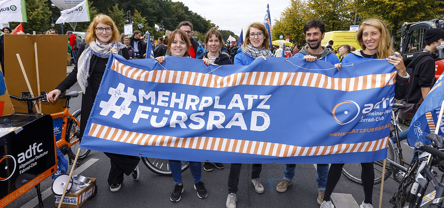 ADFC | Globaler Klimasstreik und ParkingDay im Wrangelkiez am 20. September 2019