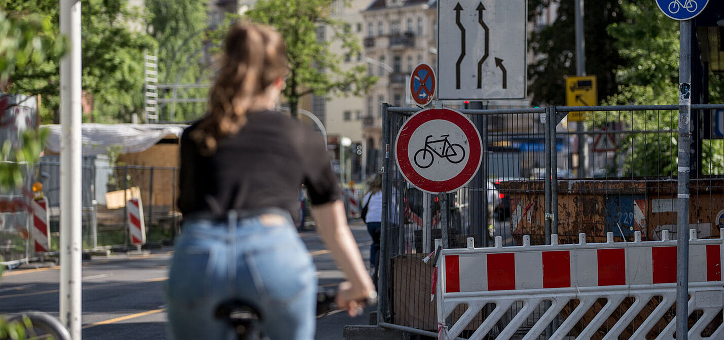 5 Minuten Ruhe im lauten Straßenverkehr