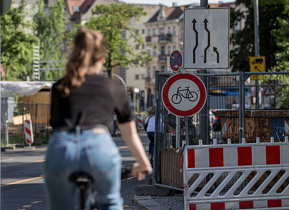 5 Minuten Ruhe im lauten Straßenverkehr