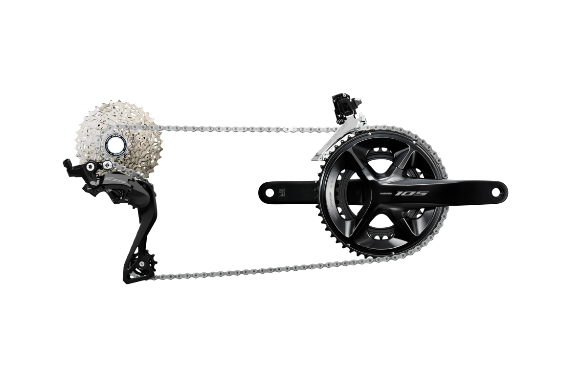 Freistellerbild der Antriebsteile der neuen Shimano 105-Gruppe. 