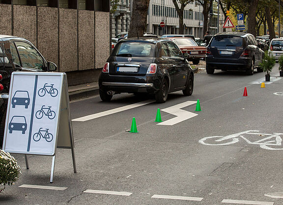 Pop-up-Bike-Lane ADFC Köln