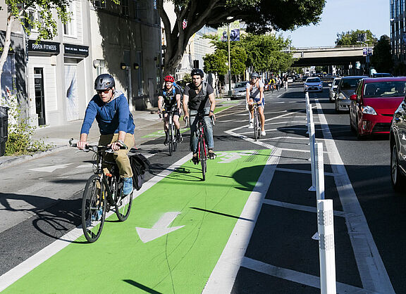 Geschützte Radwege in San Francisco Beispiel geschützter Radwege in San Francisco